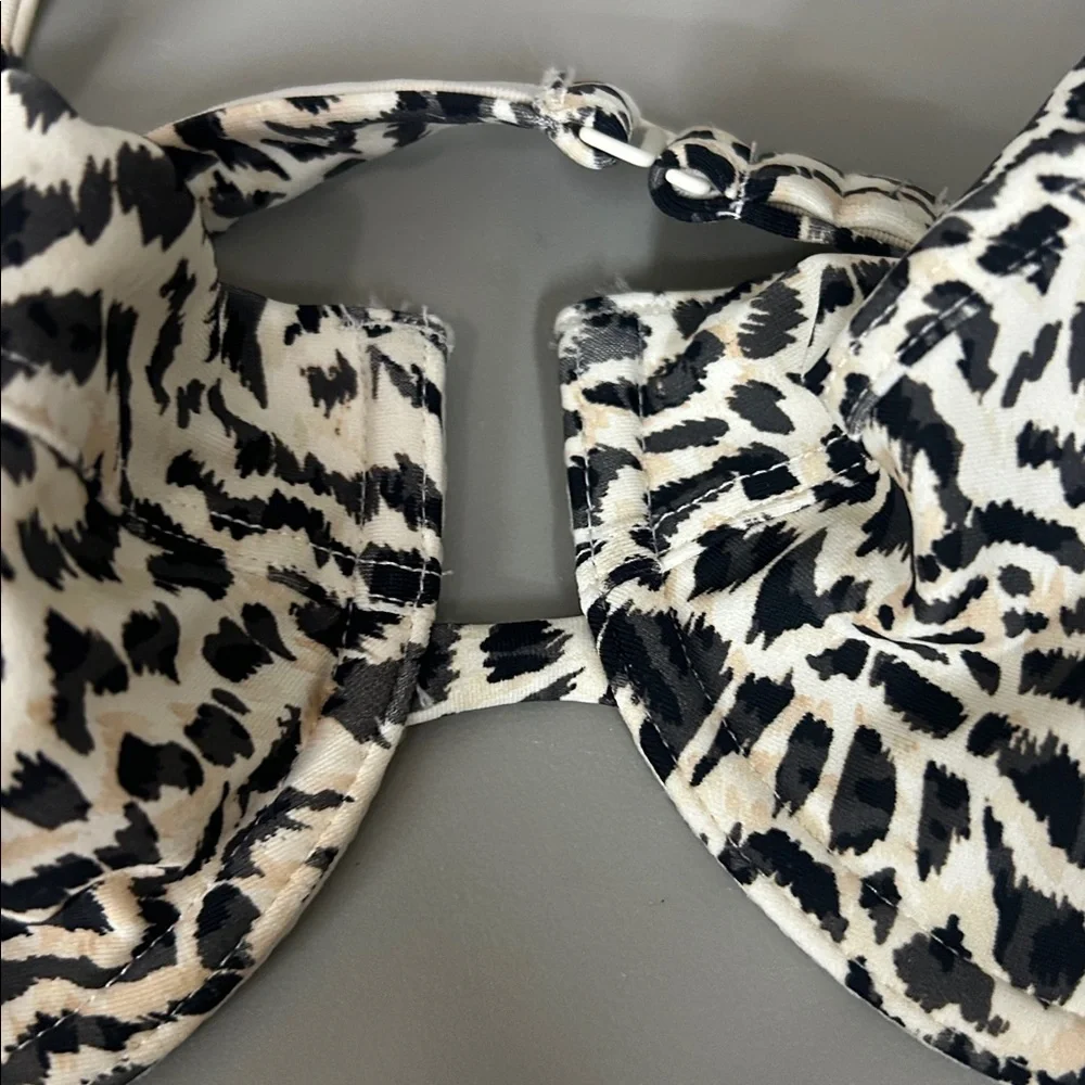 Aerie Sunny Side Up Bikini Top Sz 34B UPF 50